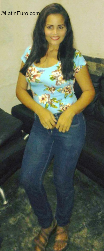 Date this hot Venezuela girl Jaki from Maturin VE2710