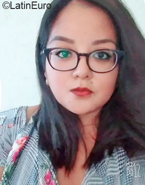 Date this sensual Mexico girl Xaviera from Durango MX1703