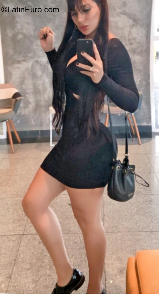 Date this sultry Colombia girl Maria from Panama City CO26208