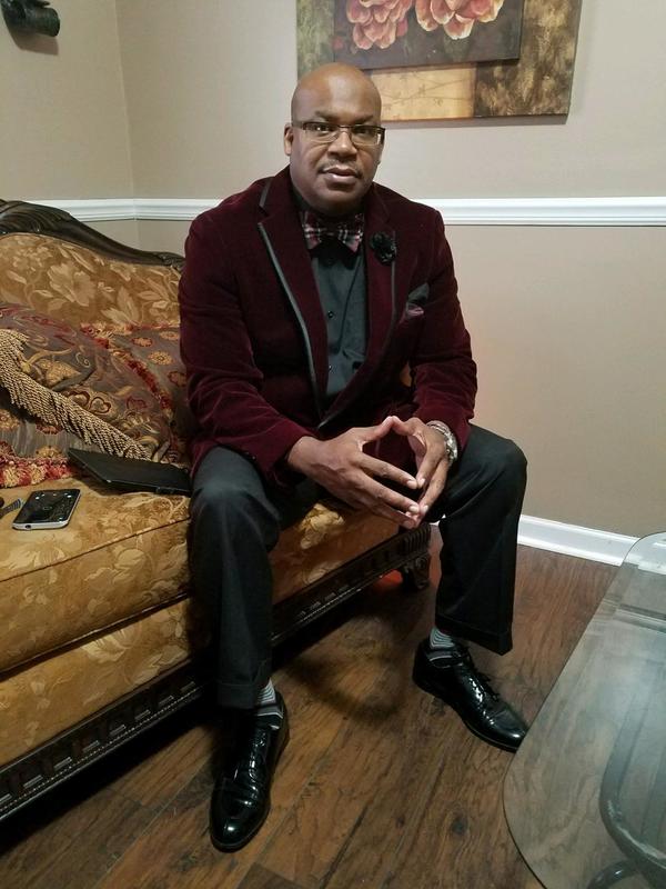 Date this beautiful United States man Lawrence from Nashville US20448