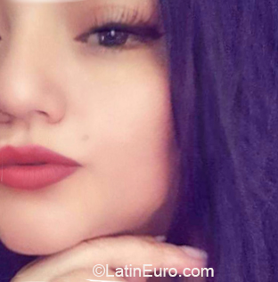 Date this pretty United States girl Johanna from Houston US20449