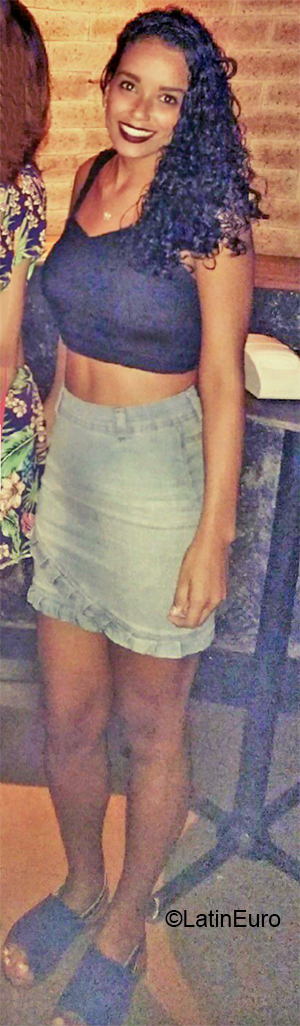 Date this stunning Brazil girl Debora from Vitoria BR10957