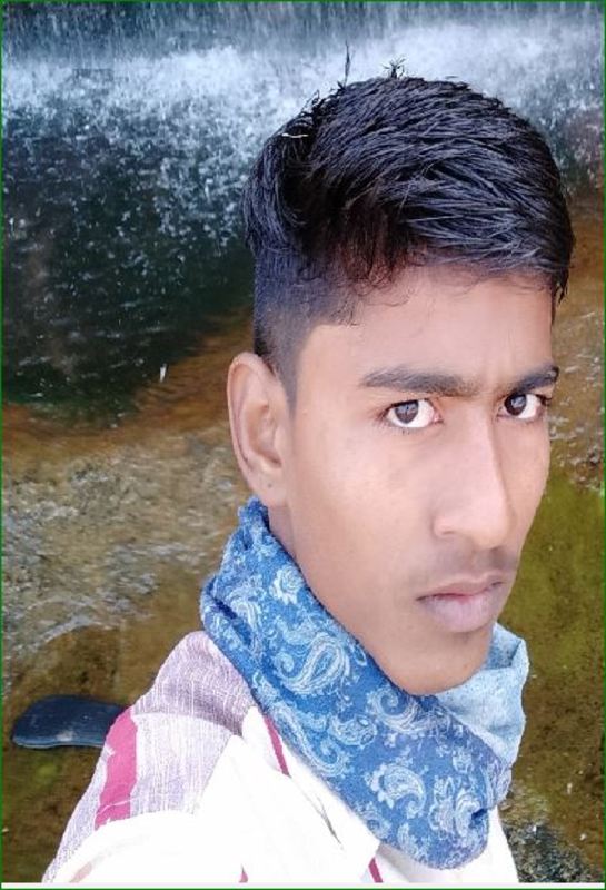 Date this athletic India man Badhiya from Bk (palanpur) IN371