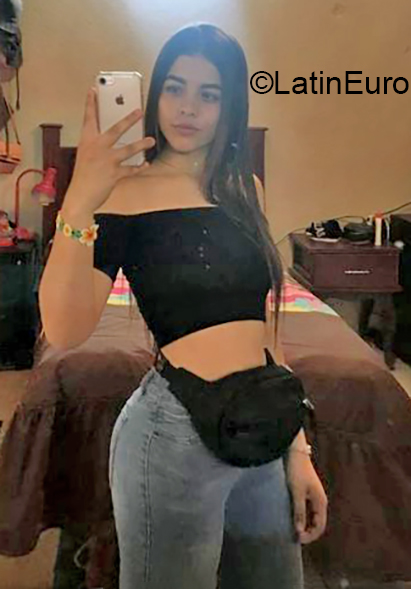 Date this stunning Argentina girl Julieta from Cordoba AR269