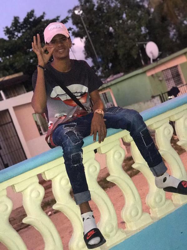 Date this sultry Dominican Republic man Randy from San Isidro DO36782