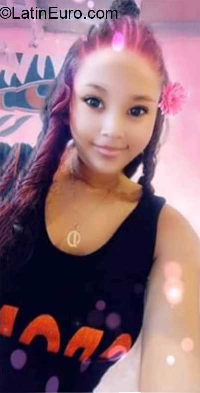 Date this exotic Venezuela girl Darimar from Caracas VE2832