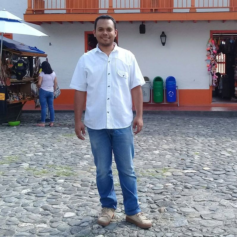 Date this charming Colombia man Edward from Colombia US20522