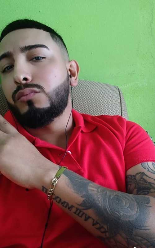 Date this beautiful Mexico man HUGO from Tijuana MX1729