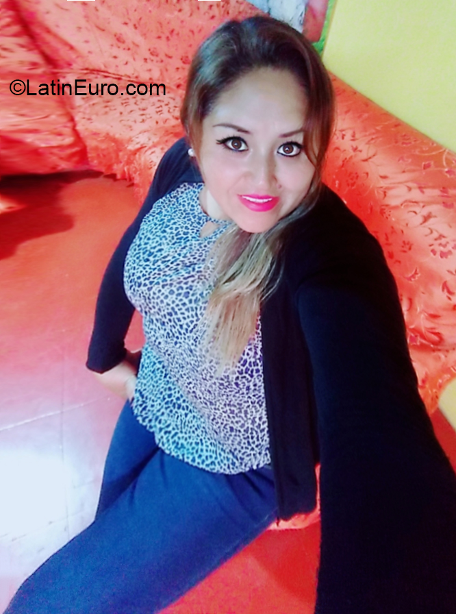 Date this fun Peru girl Ana from Arequipa PE1467