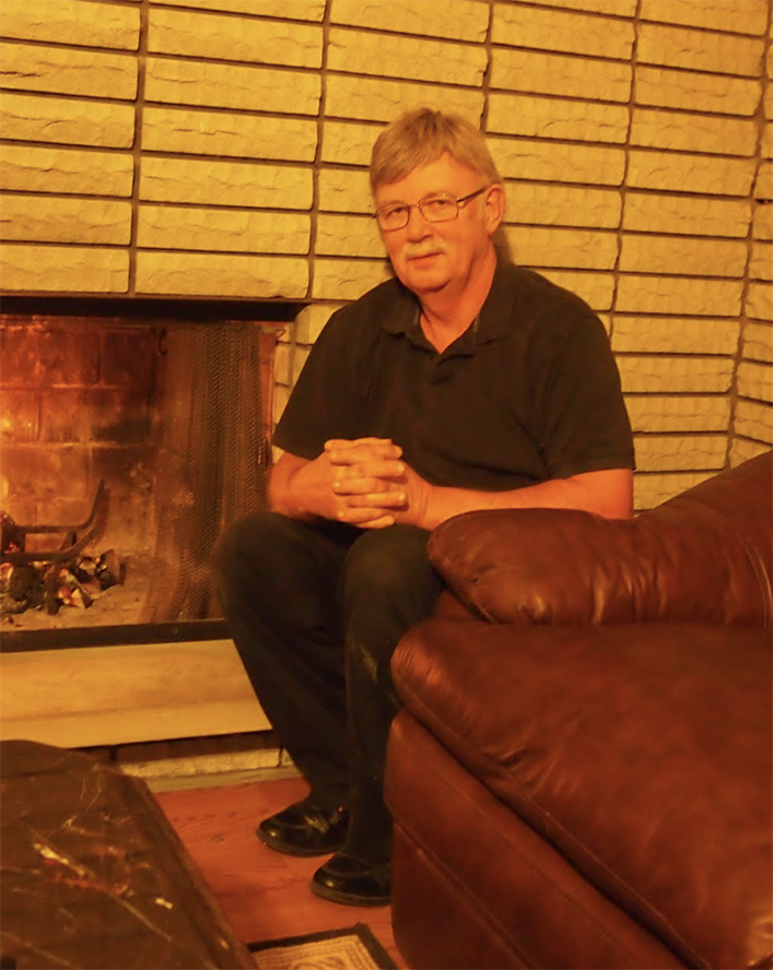 Date this tall United States man Steve from Warren US21494