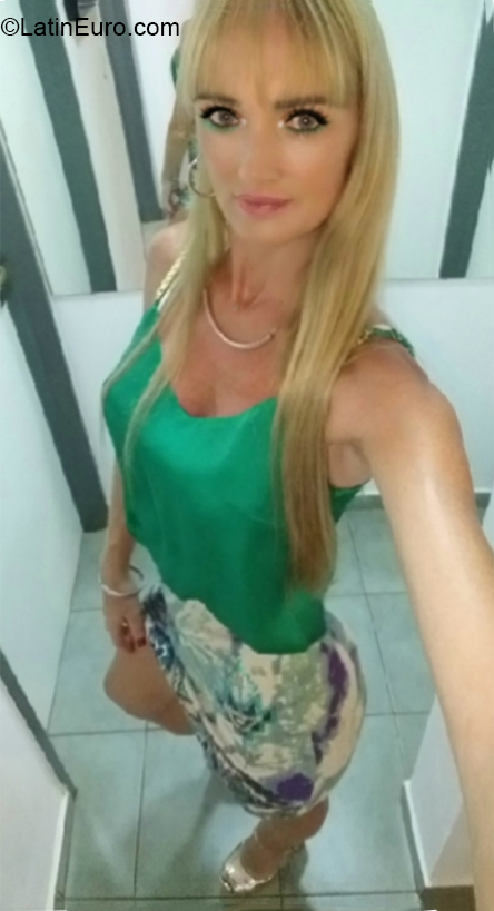 Date this young Argentina girl Lilian from Posadas AR289