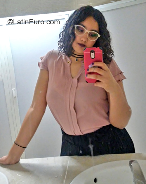 Date this cute Mexico girl Lupita from Zacatecas MX1732