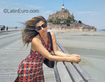 beautiful France girl Cristina from Paris FR297