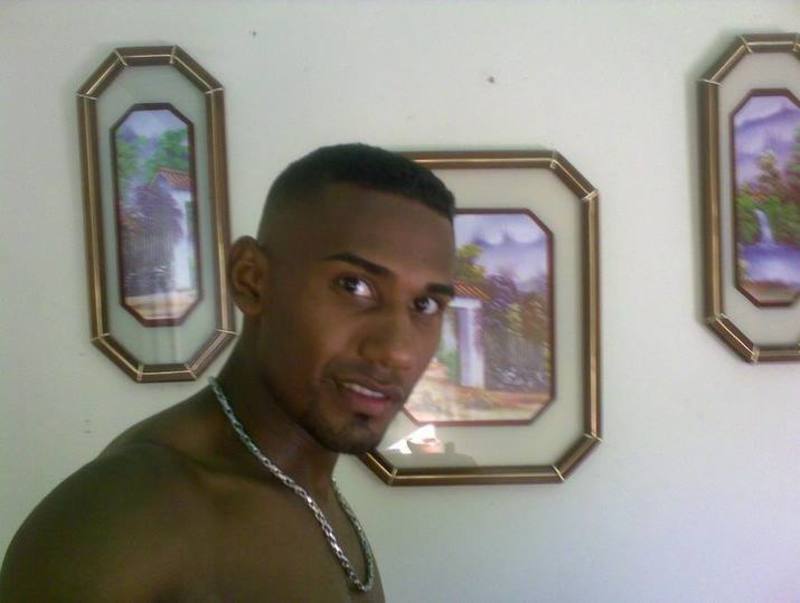 Date this lovely Venezuela man Yorwin from Carupano VE2860