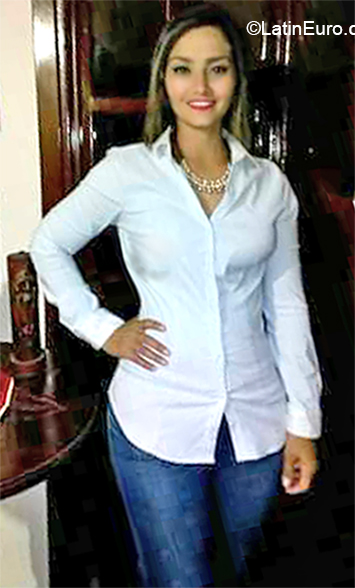 Date this cute Venezuela girl Liliany from San Juan de los Morros VE2885