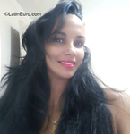 tall Cuba girl Ludmila from Havana CU642