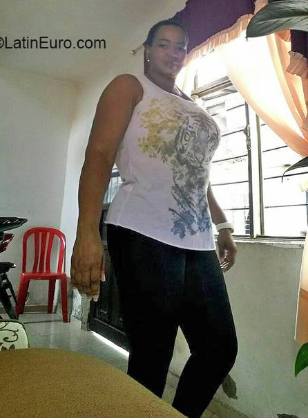 Date this georgeous United States girl Maritza from Dover US20568