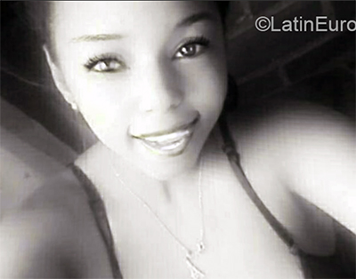 Date this foxy Venezuela girl Cristina from Caracas VE2917