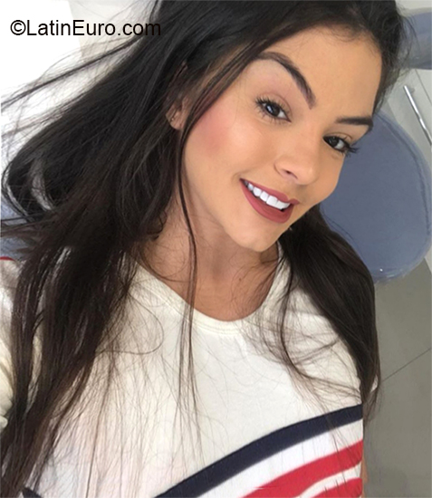 Date this beautiful Brazil girl Karlene from Sao Paulo and Imperatriz BR11016