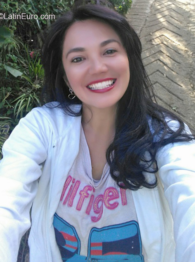 Date this hot Colombia girl Diana Luz from Sahagun CO26741