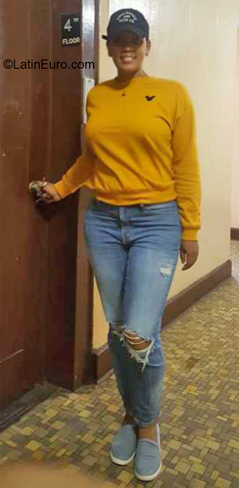 Date this exotic Dominican Republic girl Mara from María Trinidad Sanchez Cabrera DO37370
