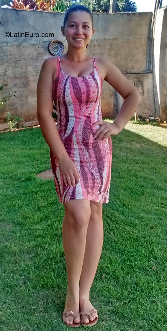 Date this athletic Brazil girl Soraia from Cascavel BR11050