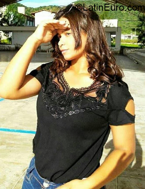 Date this sultry Brazil girl Gabriela from Itapipoca BR11055