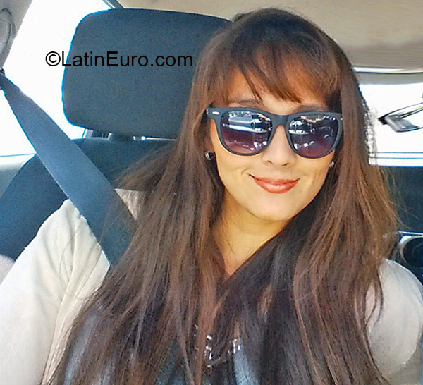 Date this funny Peru girl Julissa from Arequipa PE1506