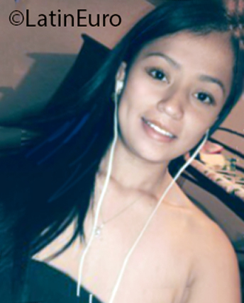 Date this hot Colombia girl Yamile from Pereira CO26945