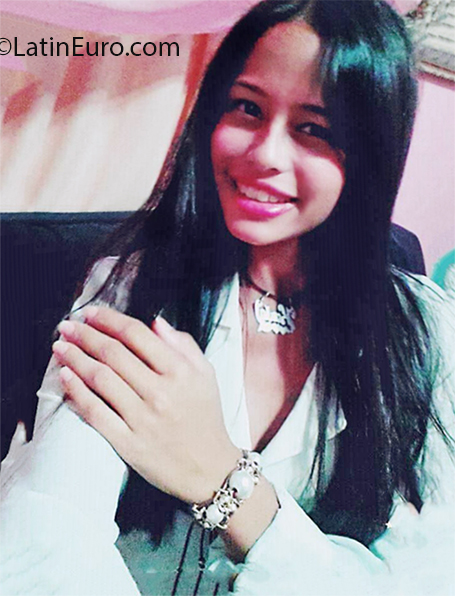 Date this cute Venezuela girl Karla from Coro VE3069