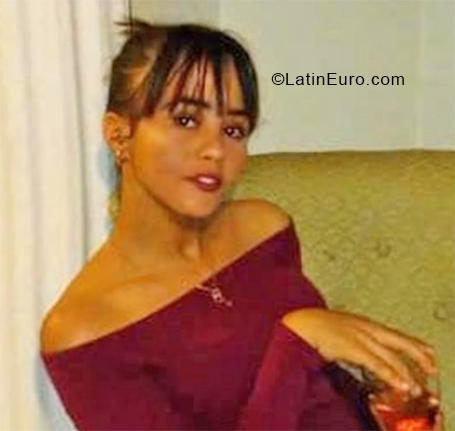 Date this young Dominican Republic girl Esmerlin02 from Santiago US20738