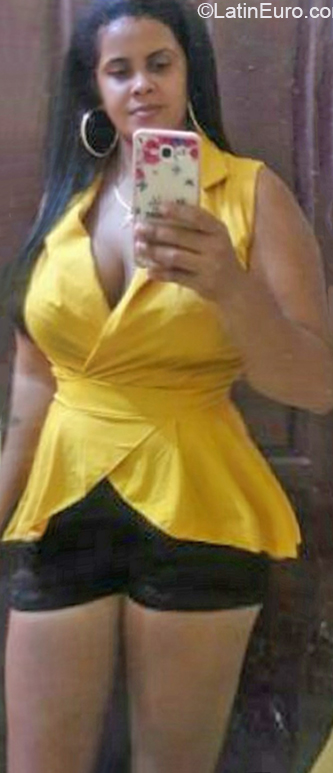 Date this athletic Dominican Republic girl Arlenis from Puerto Plata DO39776
