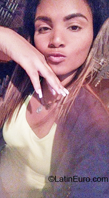 Date this hard body Venezuela girl Danyerli from Caracas VE3149