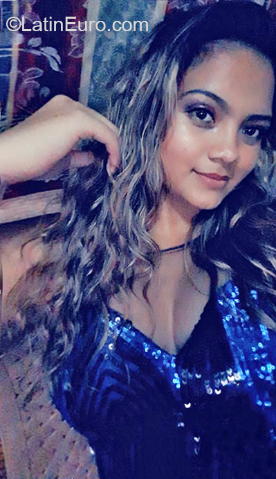 Date this delightful Nicaragua girl Joanna from Managua NI238