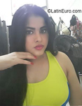tall Colombia girl Stefania from Cartagena CO27268