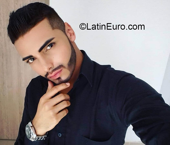 Date this lovely Colombia man Jeison from Pereira CO27302
