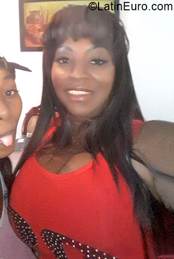 Date this hot Colombia girl Sara from Cali CO27330