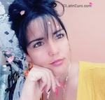 tall Cuba girl Mara from Camaguey CU684