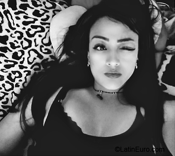 Date this beautiful Colombia girl Elizabeth from Medellin CO27357