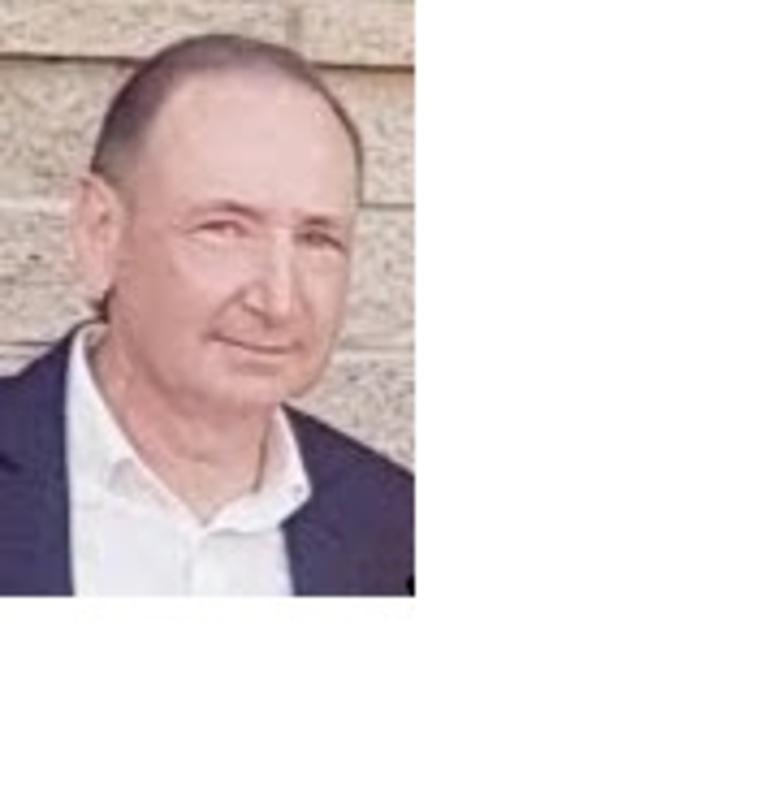 Date this voluptuous Australia man Randall from Sydney AU340