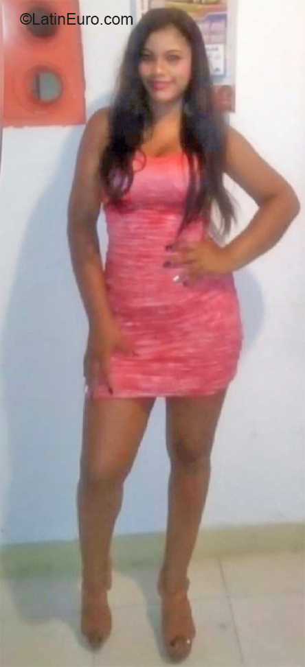 Date this beautiful Colombia girl Liceth from Cartagena CO27532