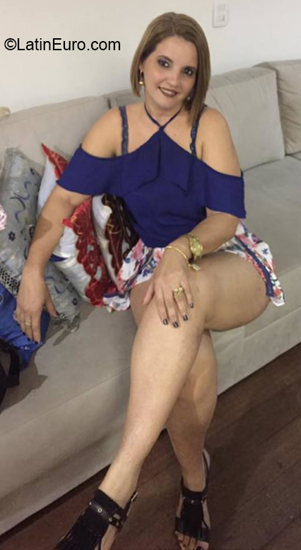 Date this passionate Brazil girl Cintia rocha from Recife BR11166