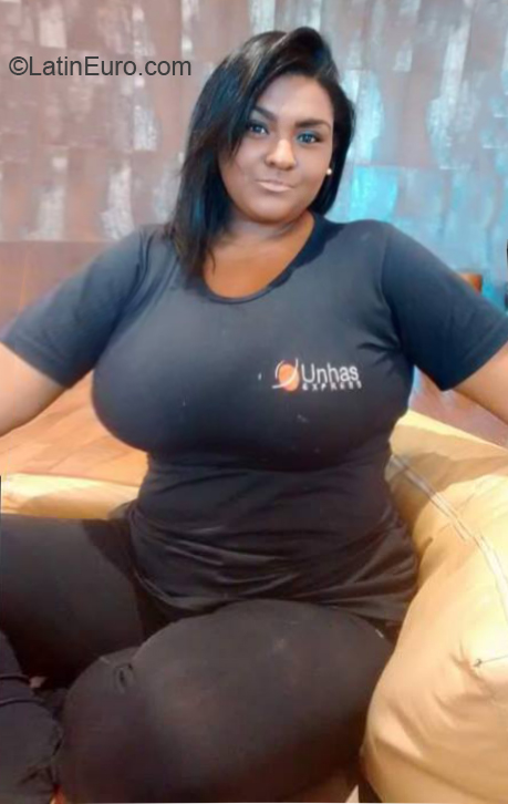 Date this gorgeous Brazil girl Louisy from Rio de Janeiro BR11174