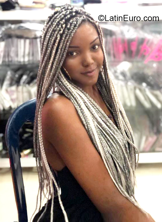 Date this funny Colombia girl Cateleyia from Cali CO27594
