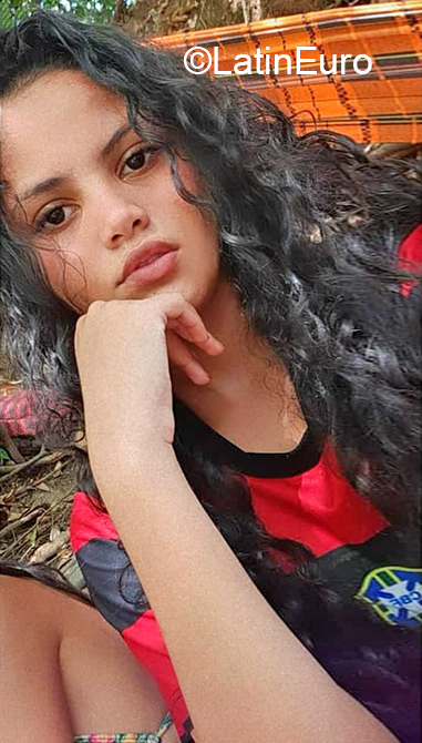 Date this passionate Brazil girl Karine from Palmas BR11178