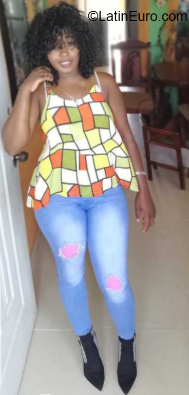 Date this foxy Dominican Republic girl Yuleisy from San Pedro De Macoris DO38371