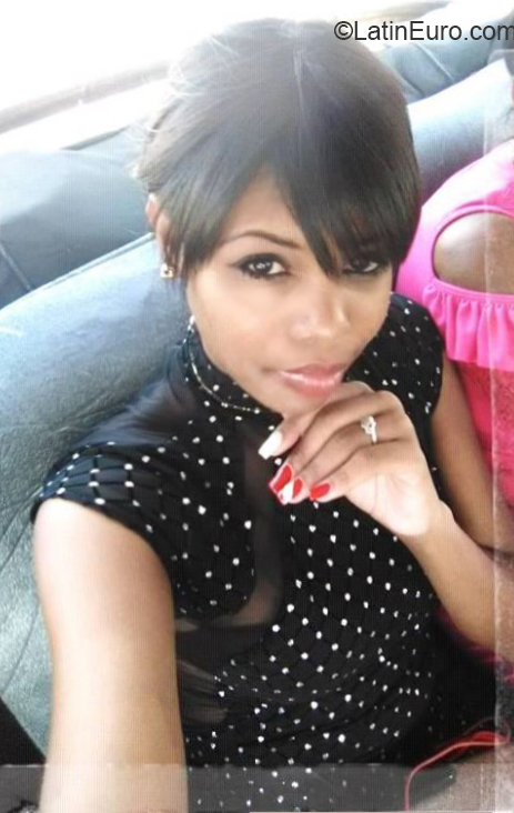 Date this foxy Cuba girl Tami from Havana CU697