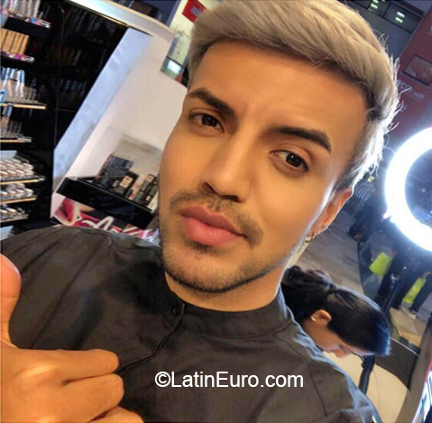 Date this stunning Peru man Mathew from Lima PE1606