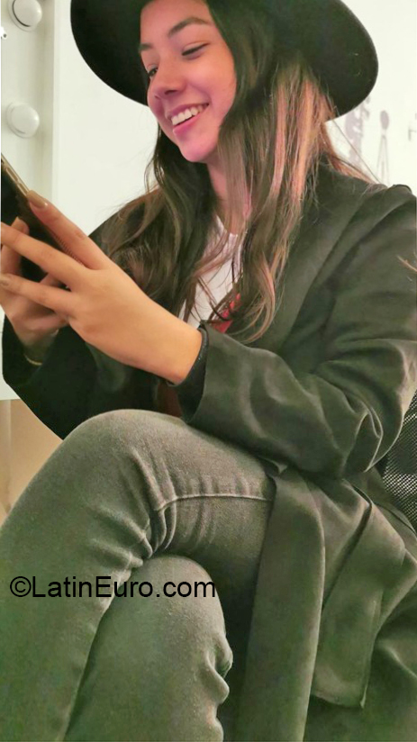 Date this beautiful Peru girl Marbe from Lima PE1610
