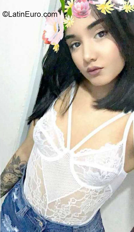 Date this passionate Dominican Republic girl Nicole perez from Los Alzarrizos DO38456